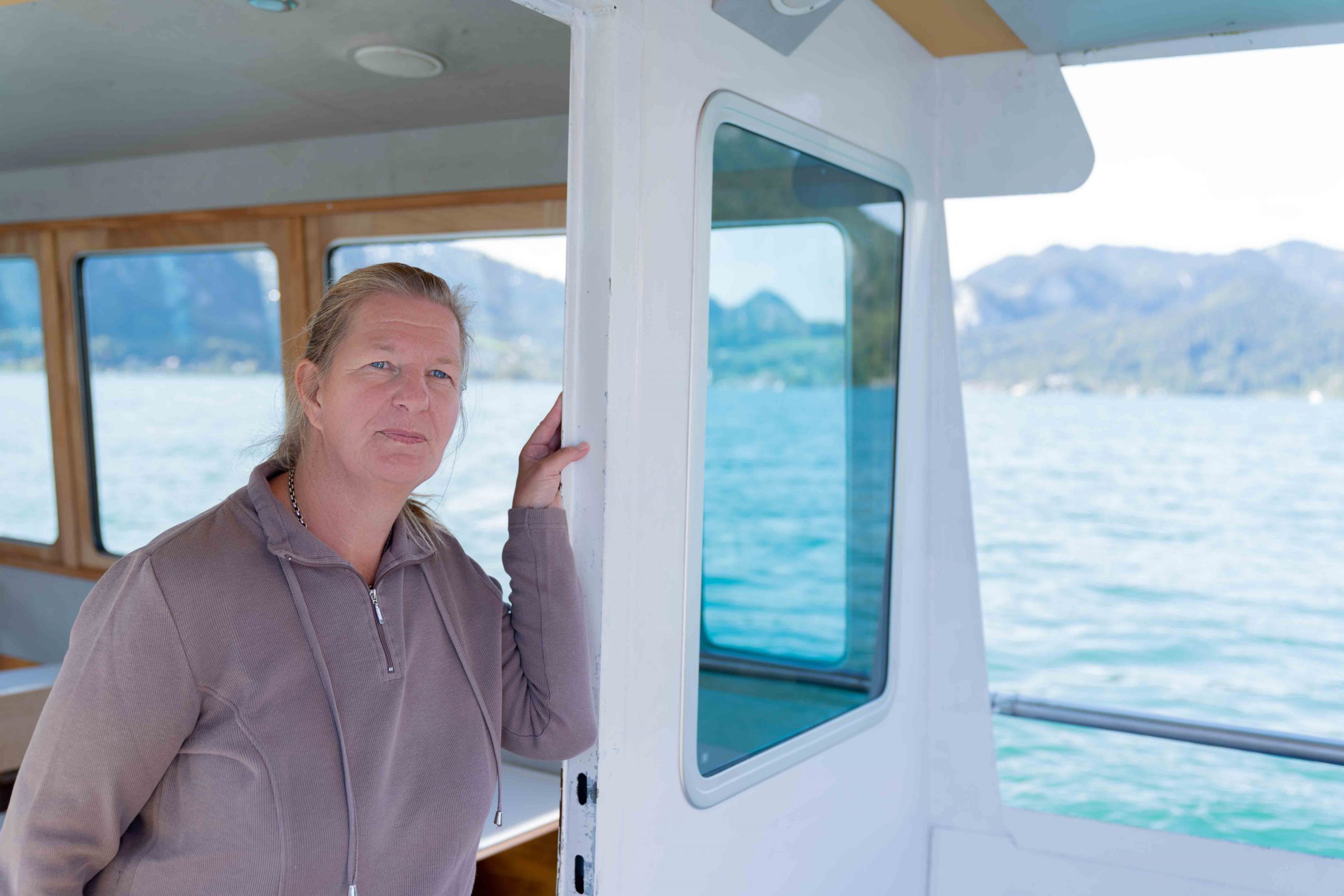 Monika Ratz boat trip on lake Wolfgangsee